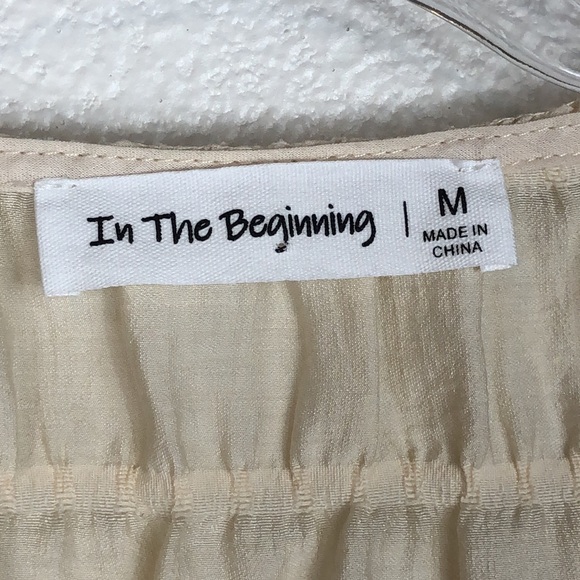 IN THE BEGINNING Blouse Beige Babydoll Flutter Sleeve Button Smock Top Medium - Picture 3 of 12